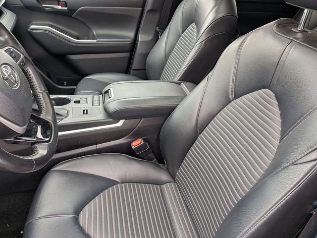 2022 Toyota HIGHLANDER XSE