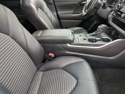 2022 Toyota HIGHLANDER XSE