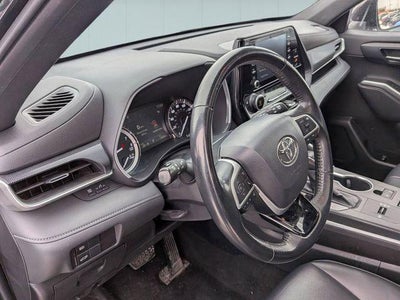 2022 Toyota HIGHLANDER XSE