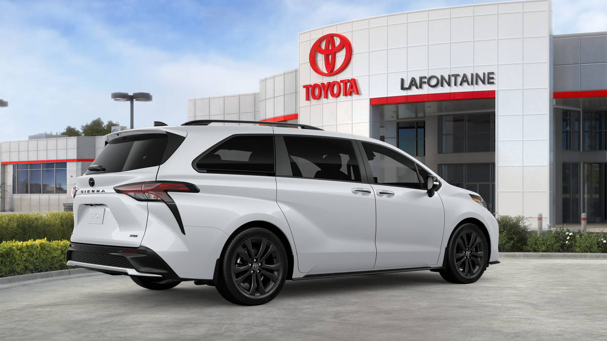 2026 Toyota Sienna XSE