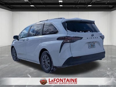 2024 Toyota SIENNA XLE XLE 8 Passenger