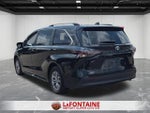 2025 Toyota Sienna XLE 8 Passenger