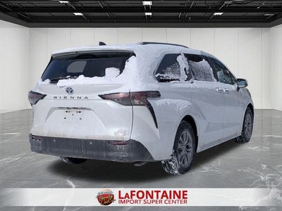 2024 Toyota SIENNA XLE XLE 7 Passenger