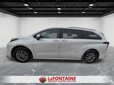 2024 Toyota SIENNA XLE XLE 7 Passenger