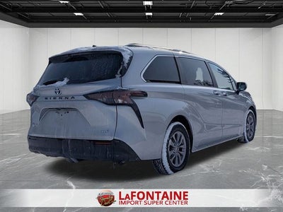 2024 Toyota SIENNA XLE XLE