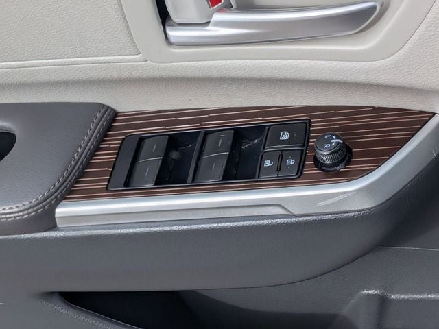 2024 Toyota SIENNA XLE AWD XLE 7 Passenger