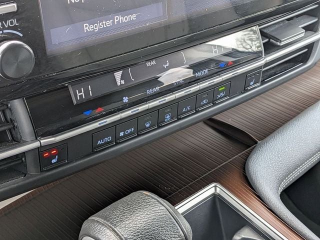 2024 Toyota SIENNA XLE AWD XLE 7 Passenger