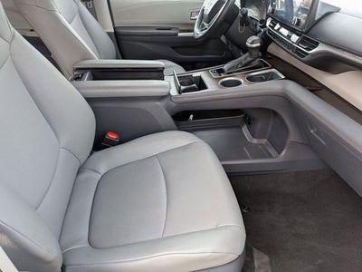 2024 Toyota SIENNA XLE AWD XLE 7 Passenger