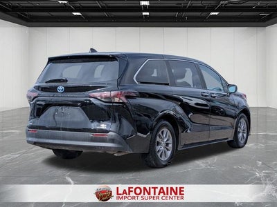 2024 Toyota SIENNA XLE AWD XLE 7 Passenger