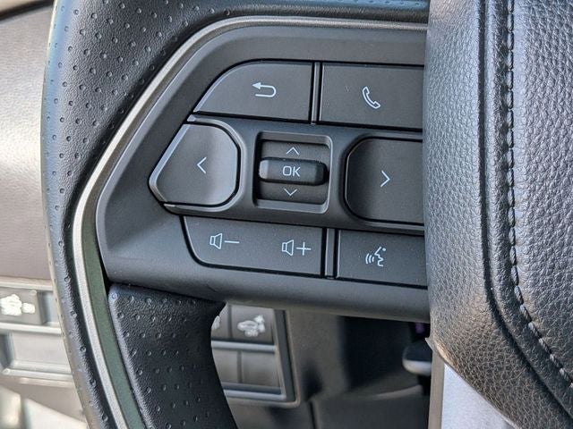 2025 Toyota TUNDRA 4X4 SR5