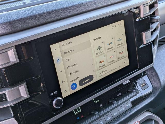 2025 Toyota TUNDRA 4X4 SR5