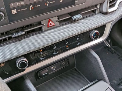 2025 Kia Sportage LX