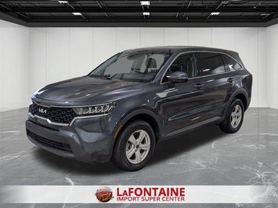 2022 Kia Sorento LX