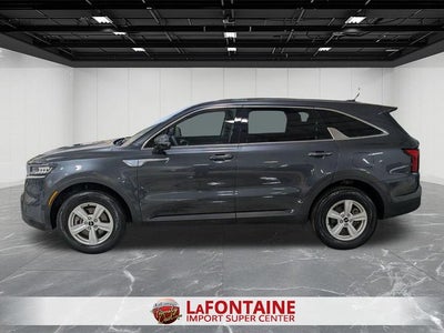 2022 Kia Sorento LX
