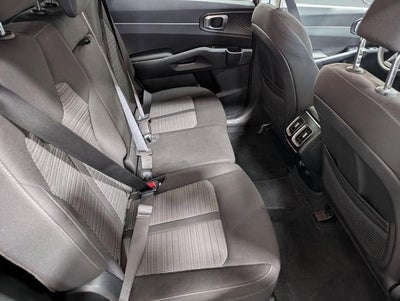 2022 Kia Sorento LX
