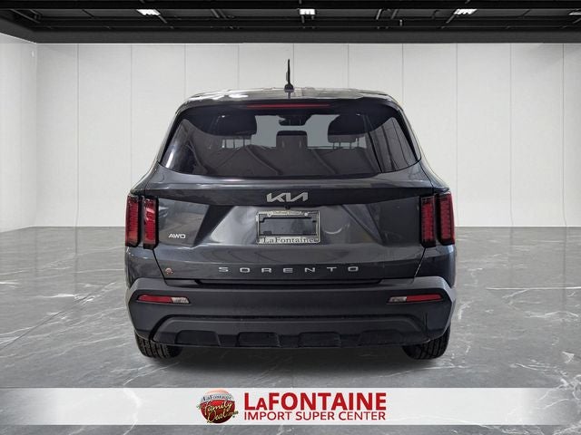 2022 Kia Sorento LX