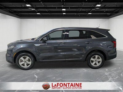 2022 Kia Sorento LX