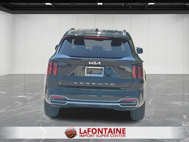 2022 Kia Sorento S