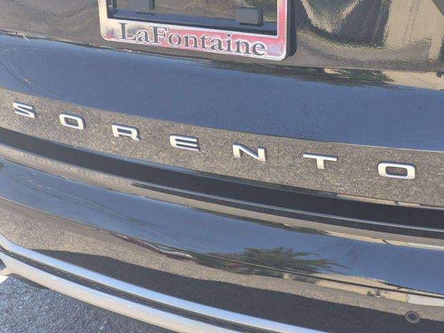 2022 Kia Sorento S