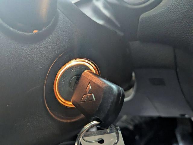 2024 Mitsubishi Outlander Sport 2.0 LE