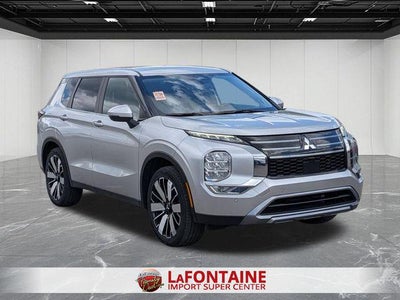 2025 Mitsubishi Outlander SE