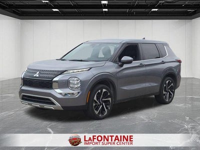 2022 Mitsubishi Outlander SE