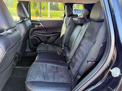 2024 Mitsubishi Outlander SE Black Edition
