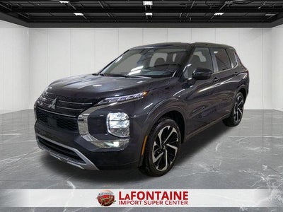 2024 Mitsubishi Outlander SE