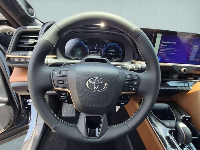 2026 Toyota Toyota Crown Signia Limited