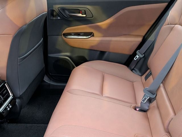 2025 Toyota Toyota Crown Signia Limited