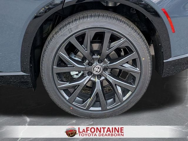 2025 Toyota Toyota Crown Signia Limited