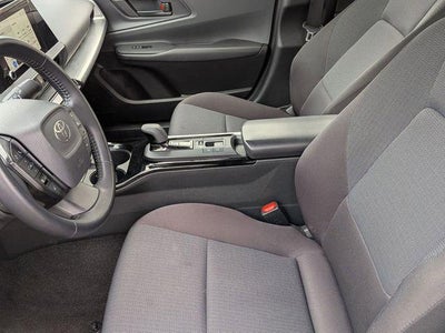 2024 Toyota PRIUS LE
