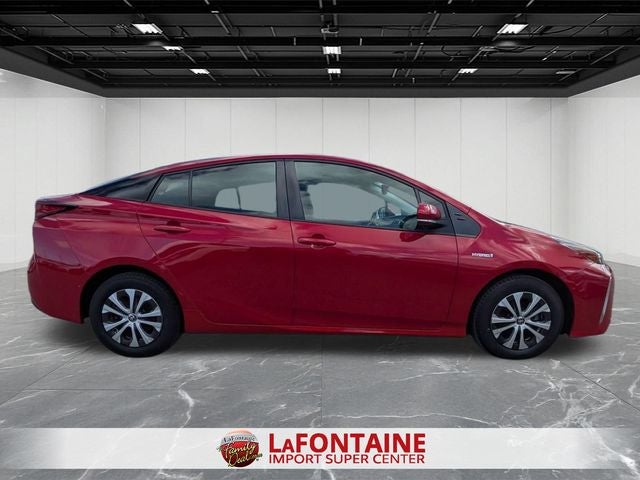 2022 Toyota PRIUS XLE AWD e