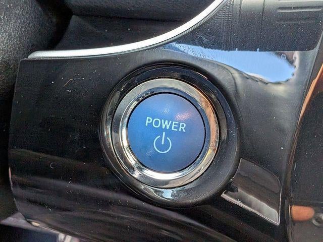 2022 Toyota PRIUS XLE AWD e