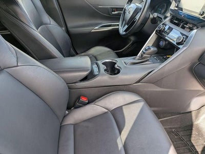 2022 Toyota Venza XLE XLE