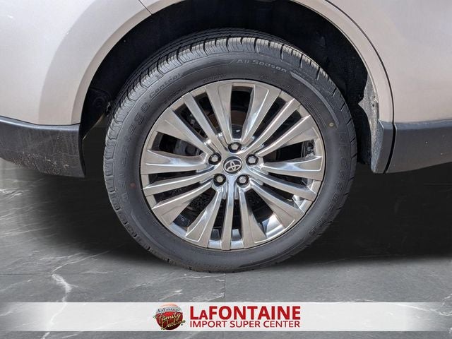 2022 Toyota Venza XLE XLE