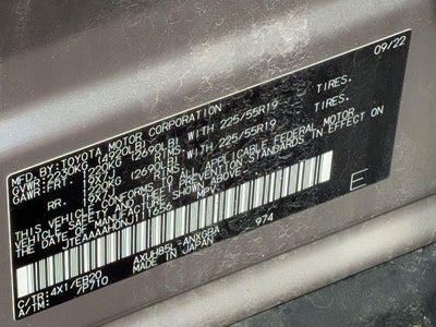 2022 Toyota Venza XLE XLE