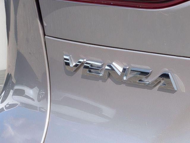 2022 Toyota Venza XLE XLE