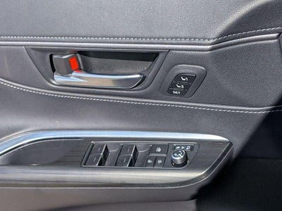 2022 Toyota Venza XLE XLE