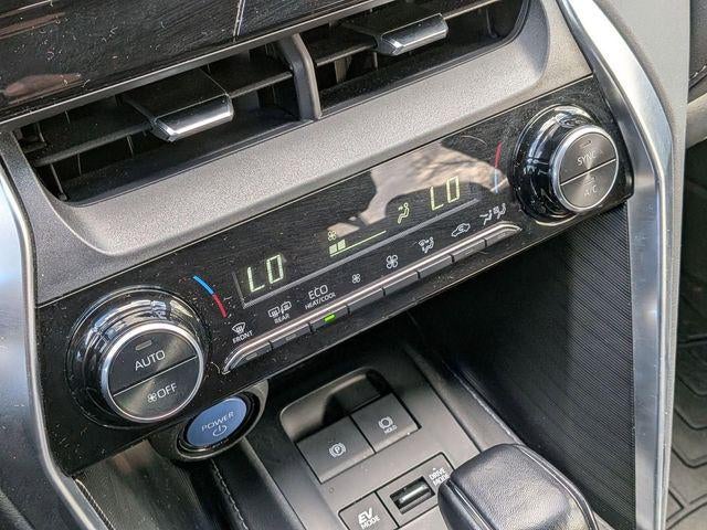 2022 Toyota Venza XLE XLE