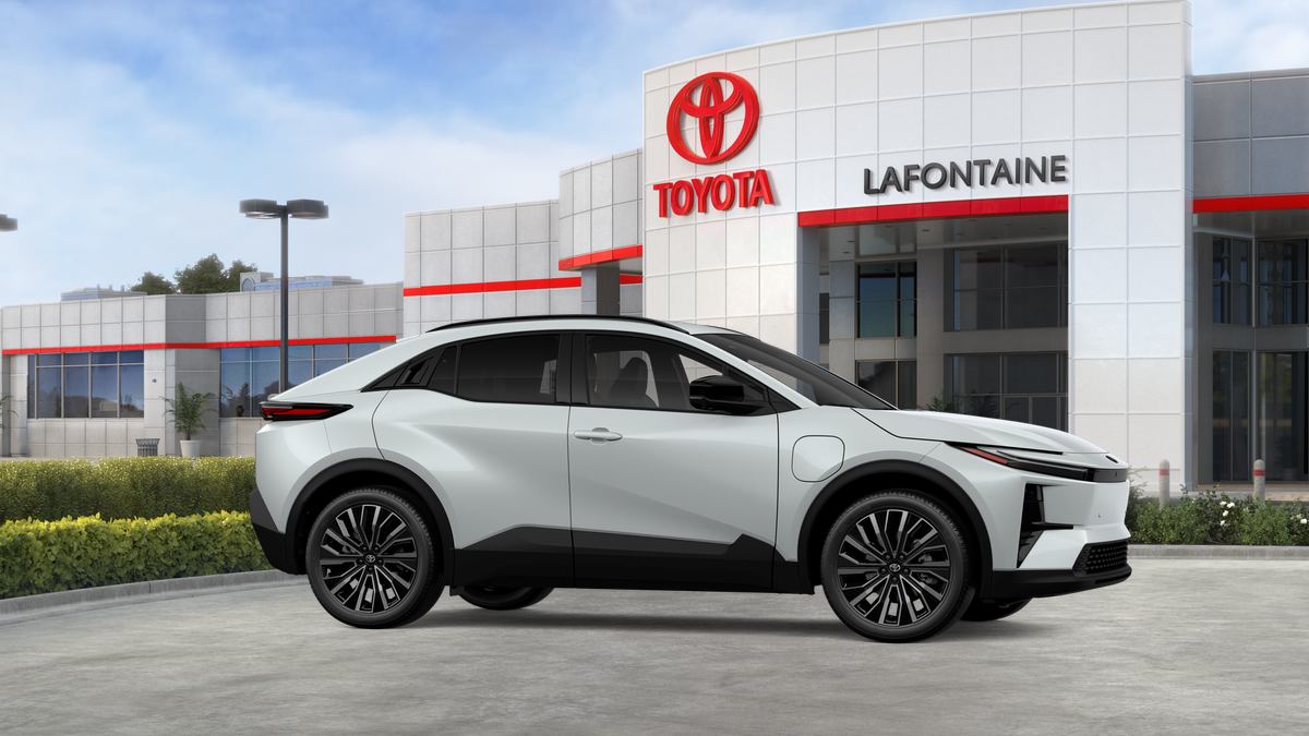 2026 Toyota C-HR XSE