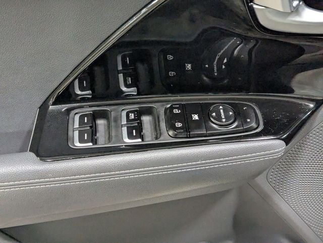 2022 Kia Niro LXS