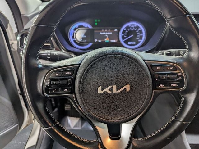 2022 Kia Niro LXS
