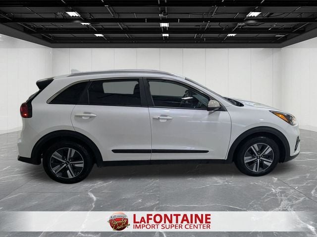 2022 Kia Niro LXS