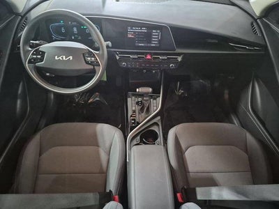2025 Kia Niro LX