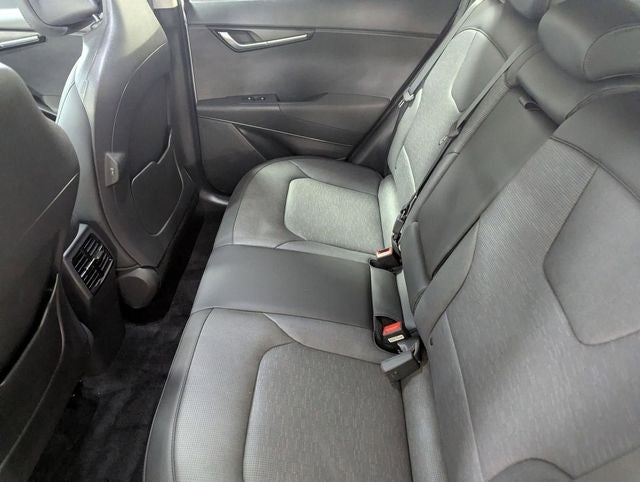 2024 Kia Niro EX