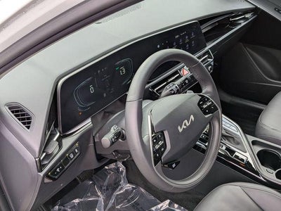 2024 Kia Niro EX