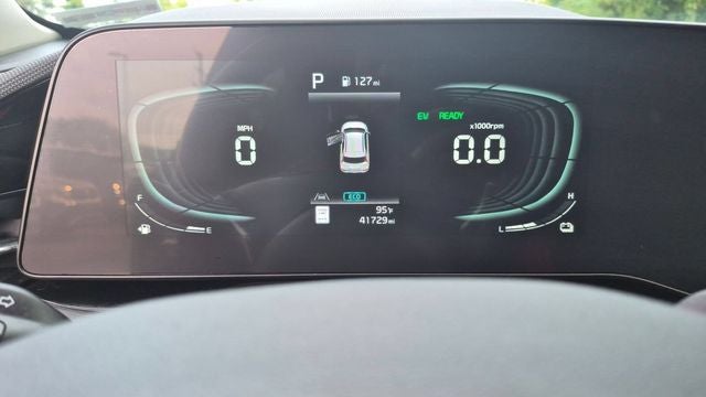 2023 Kia Niro EX