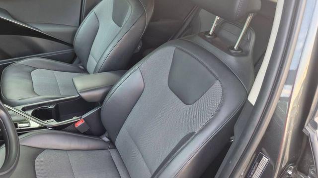 2023 Kia Niro EX
