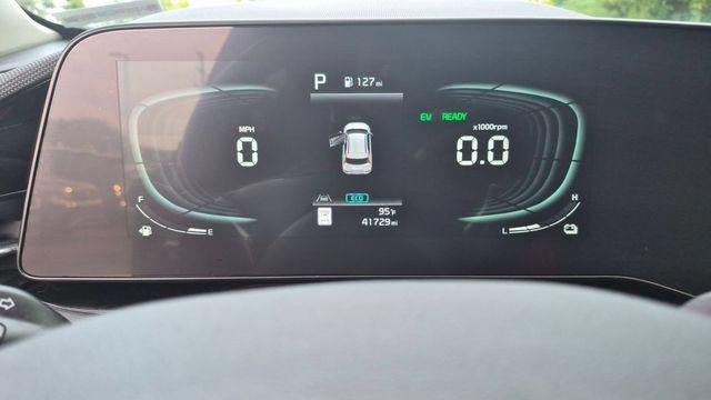 2023 Kia Niro EX